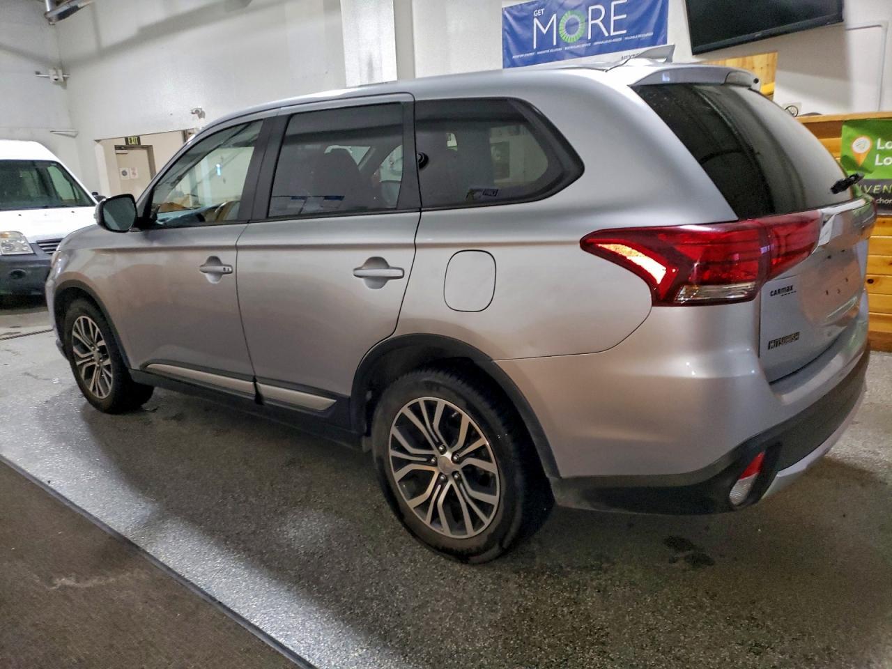 2017 Mitsubishi Outlander se
