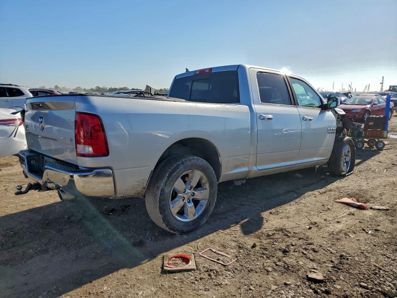 2016 Dodge RAM 1500 SLT