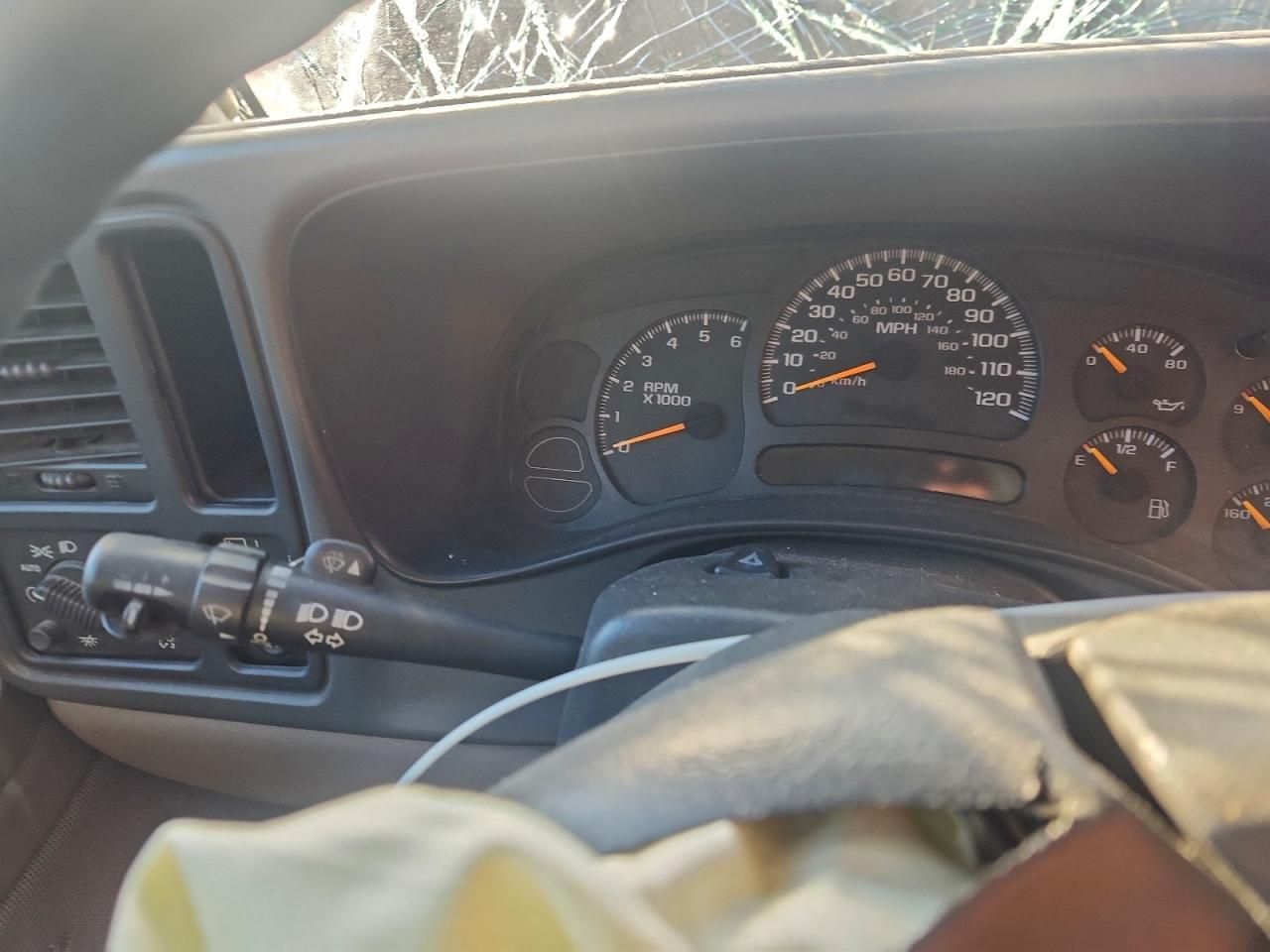 2004 GMC Yukon xl C1500