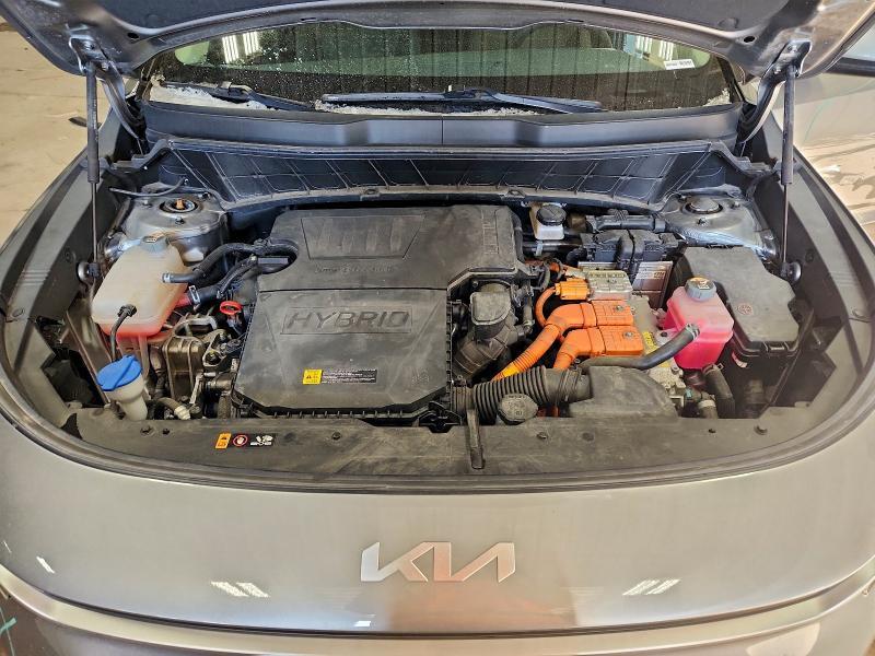 2023 KIA Niro lx