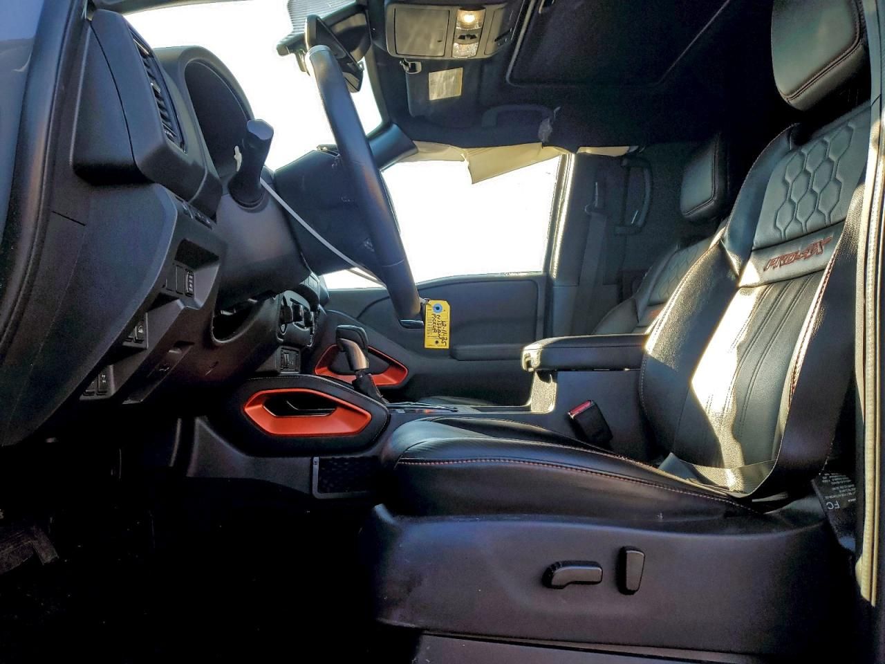 2023 Nissan Frontier s