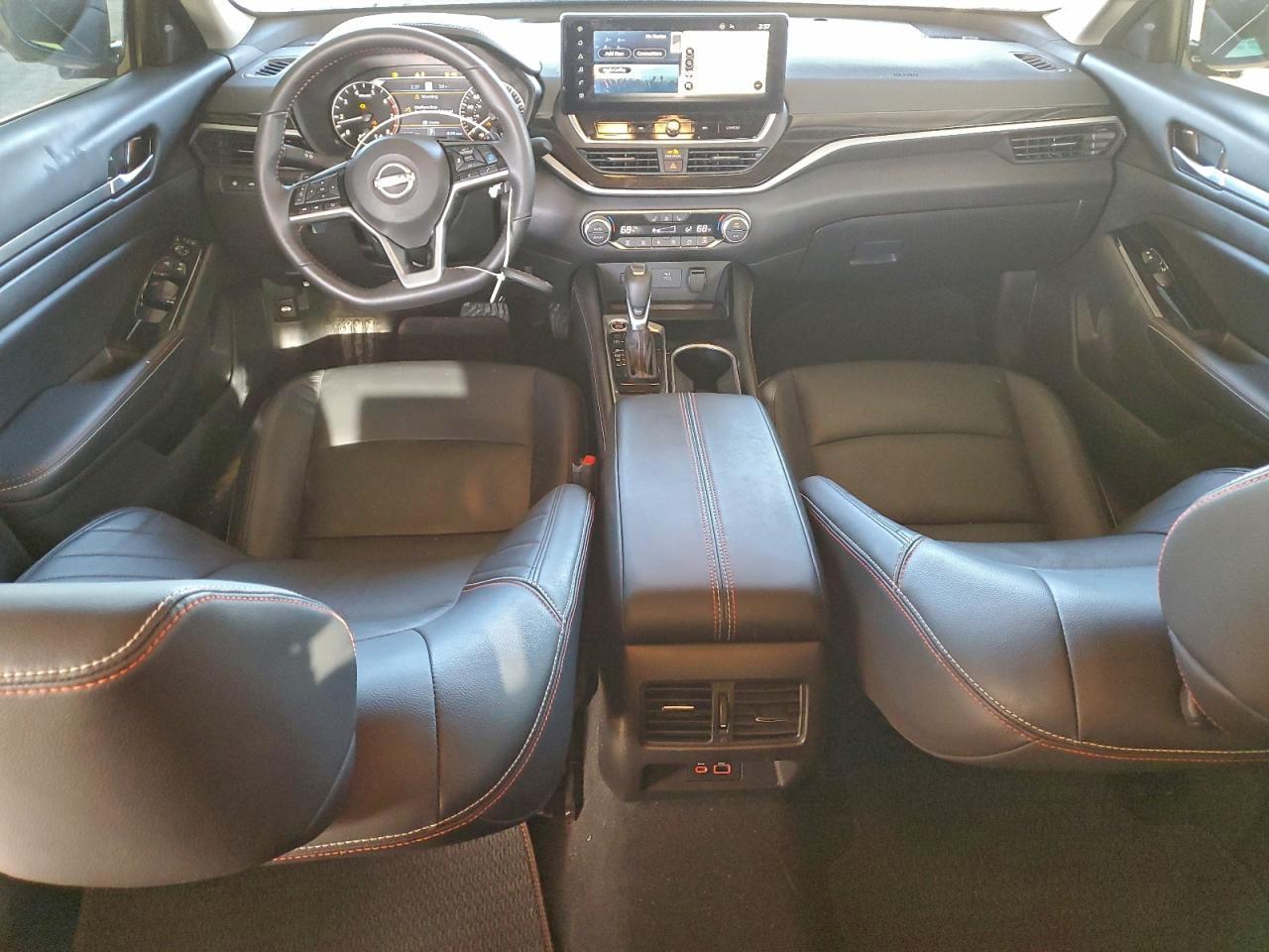 2024 Nissan Altima sr