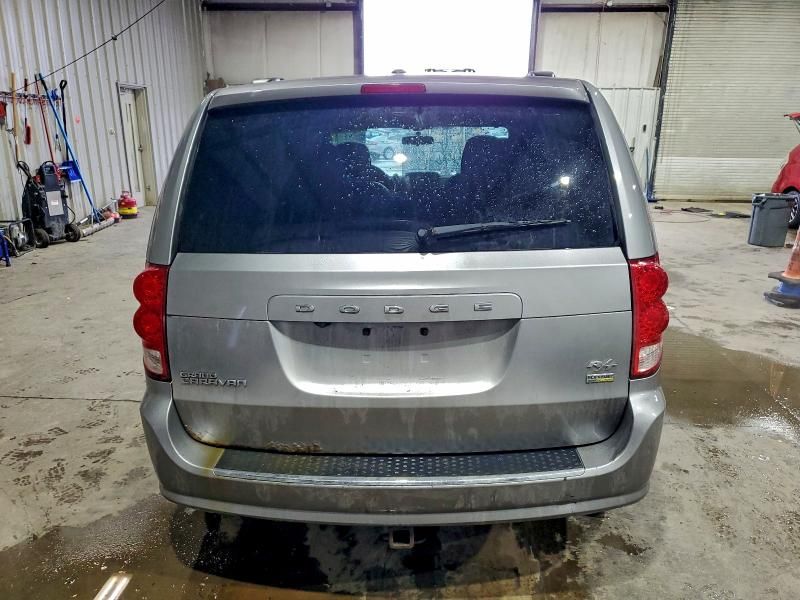 2014 Dodge Grand Caravan R/T