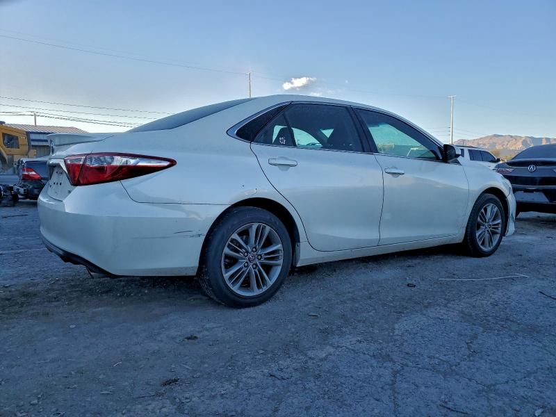 2015 Toyota Camry le