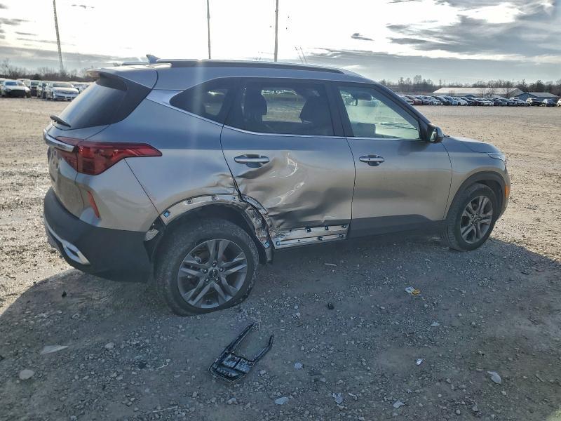 2023 KIA Seltos s