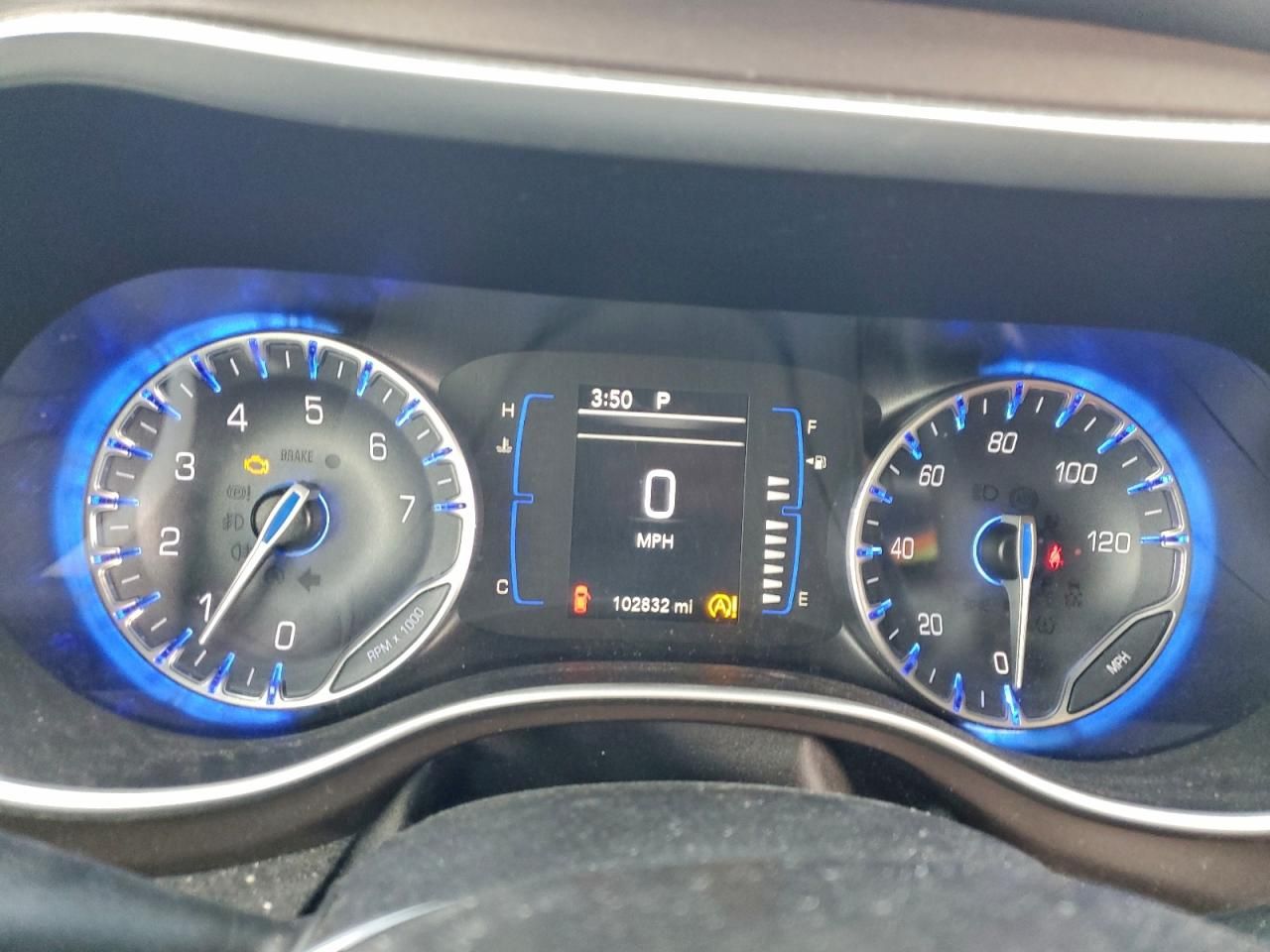 2021 Chrysler Voyager lxi