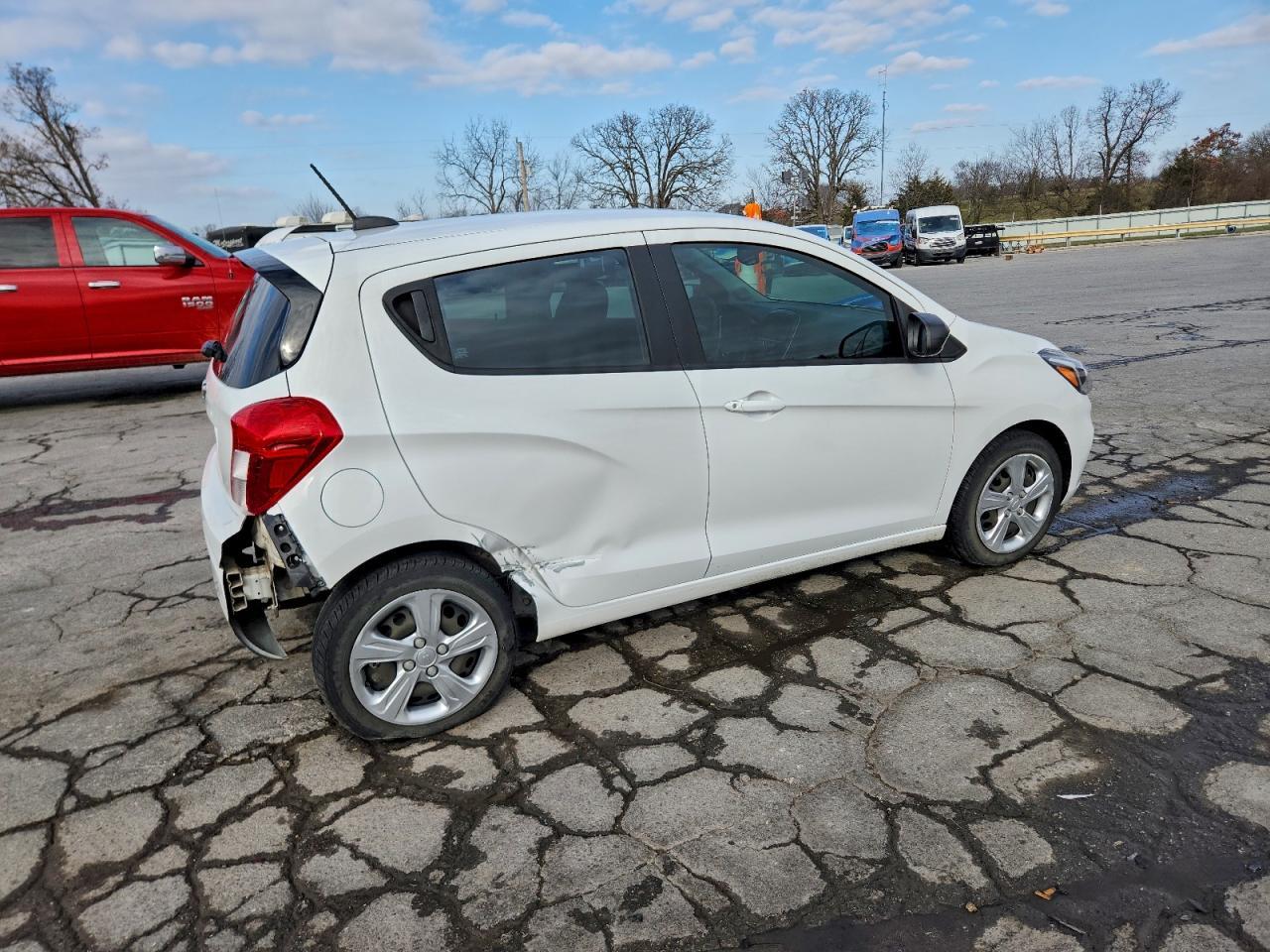 2019 Chevrolet Spark ls