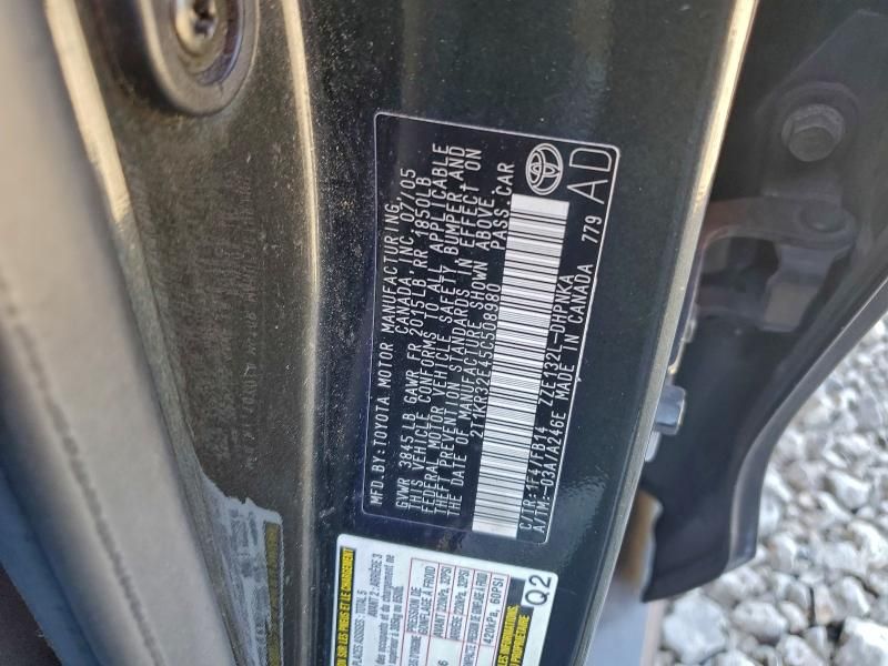 2005 Toyota Corolla Matrix xr