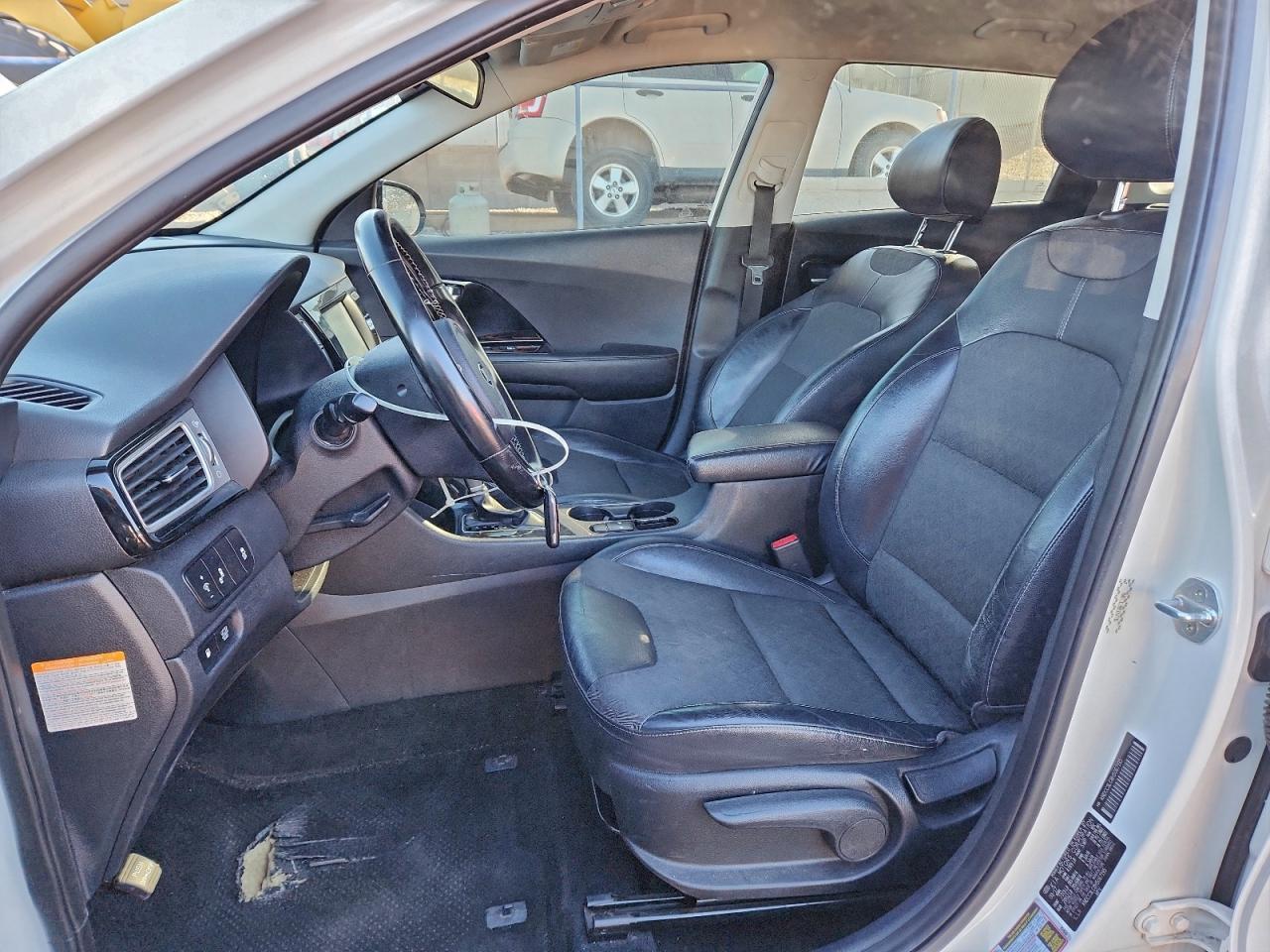 2017 KIA Niro ex