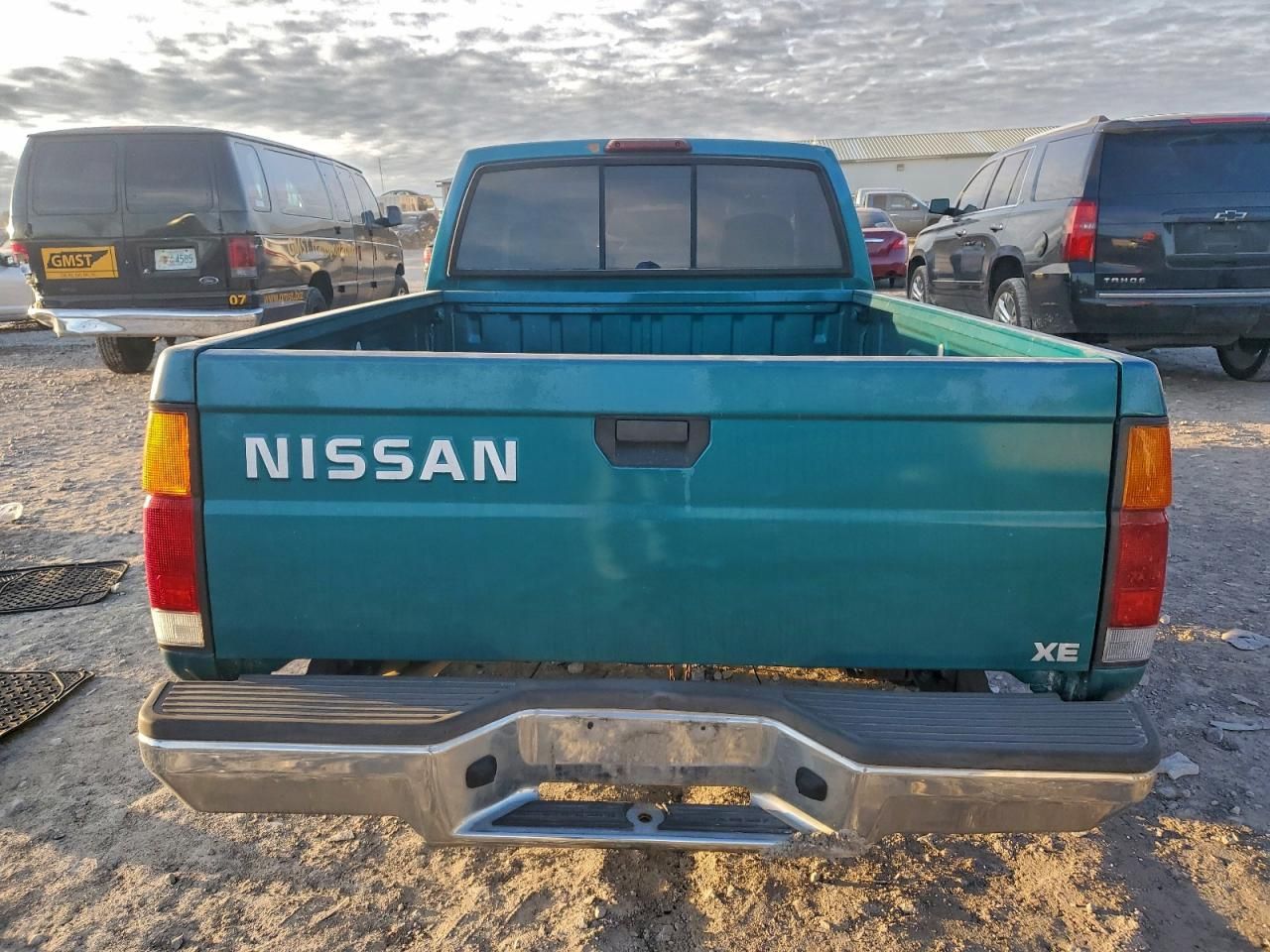 1995 Nissan Truck E/xe