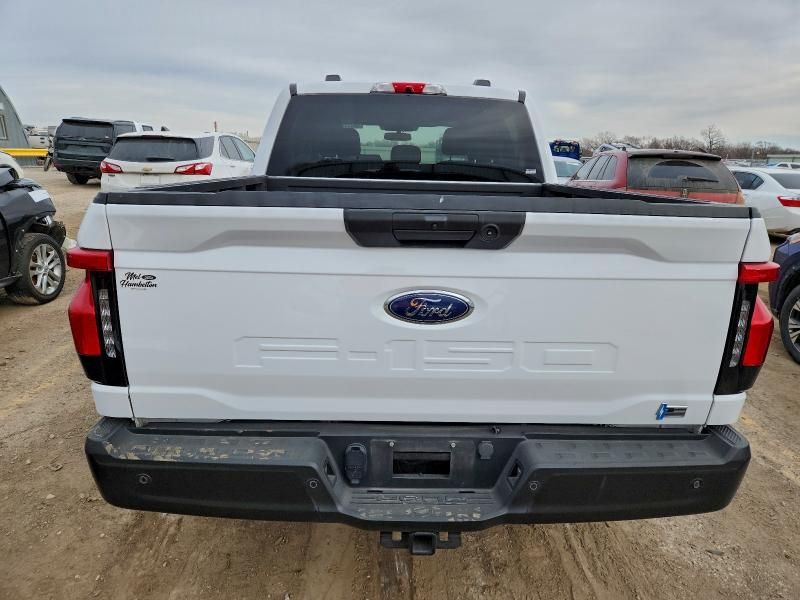 2023 Ford F150 Lightning pro