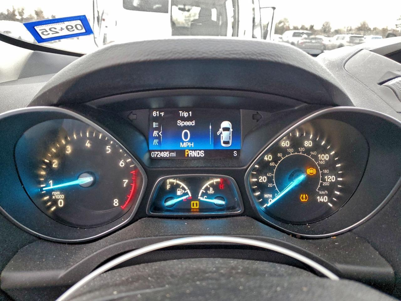 2019 Ford Escape s