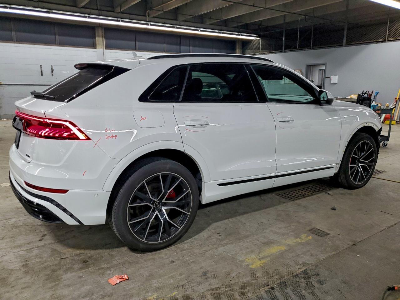 2022 Audi Q8 Premium Plus S-line