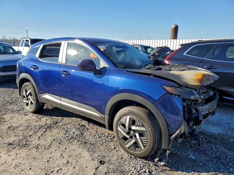 2025 Nissan Kicks sv