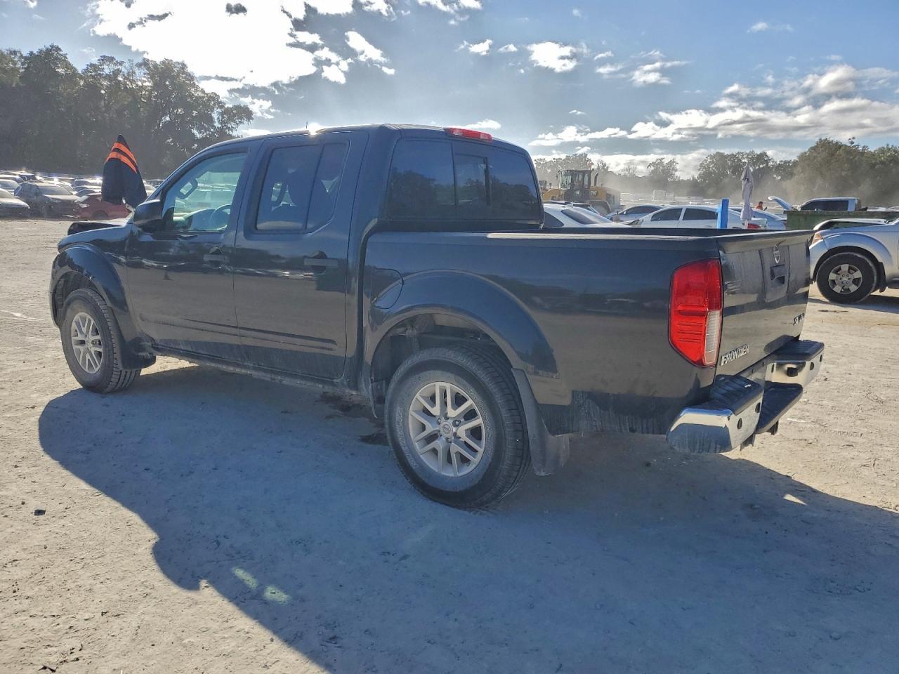 2015 Nissan Frontier S