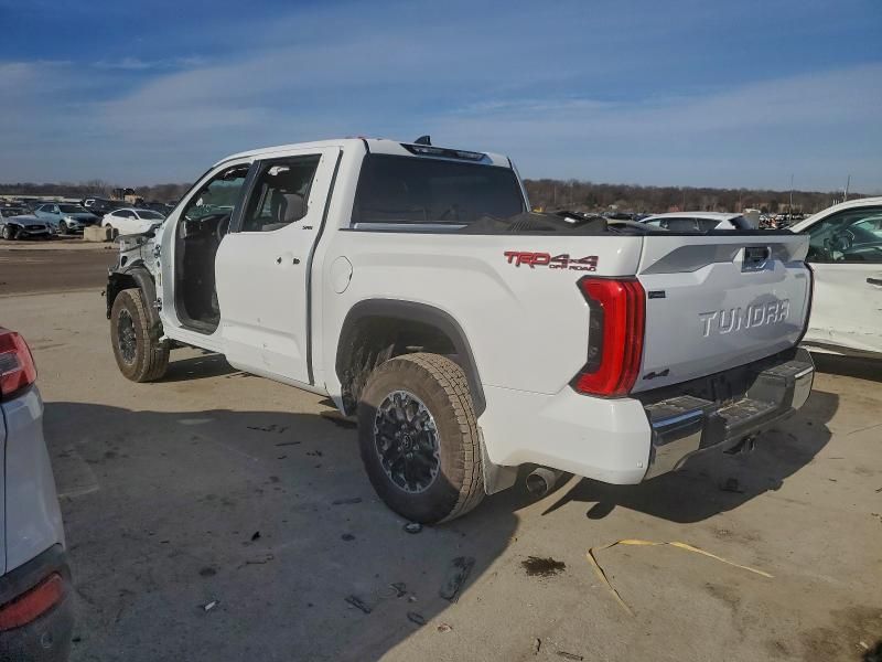 2025 Toyota Tundra Crewmax sr