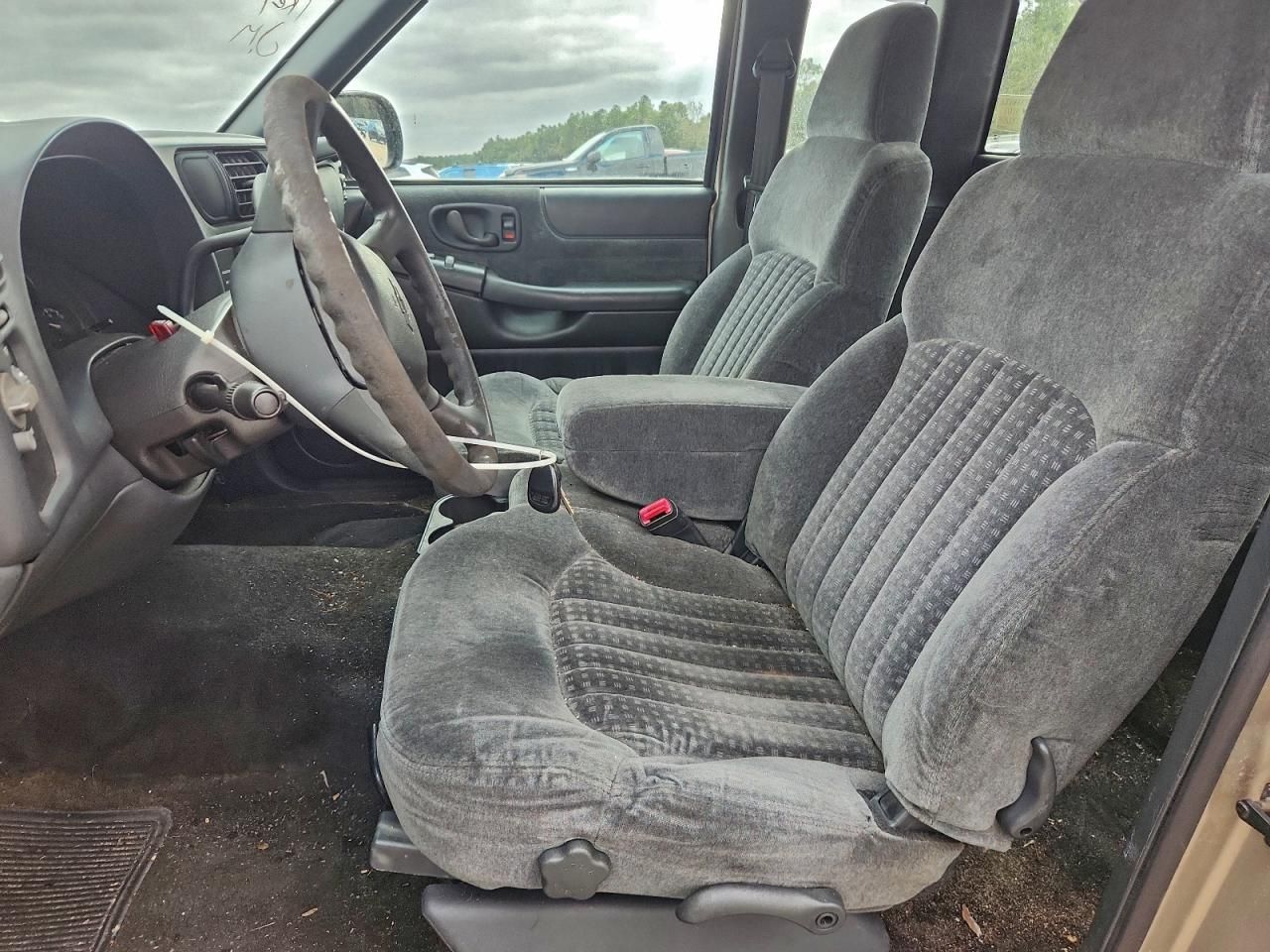 2000 Chevrolet S Truck S10