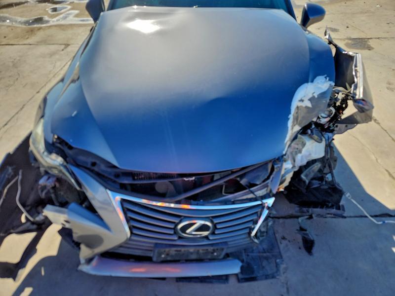 2016 Lexus Is 200t Base