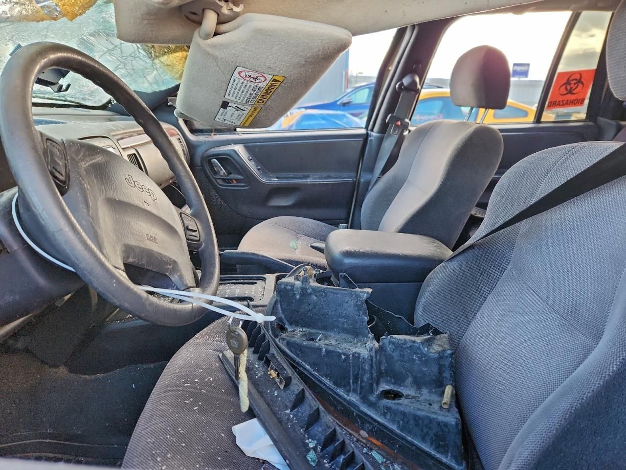 2000 Jeep Grand Cherokee Laredo