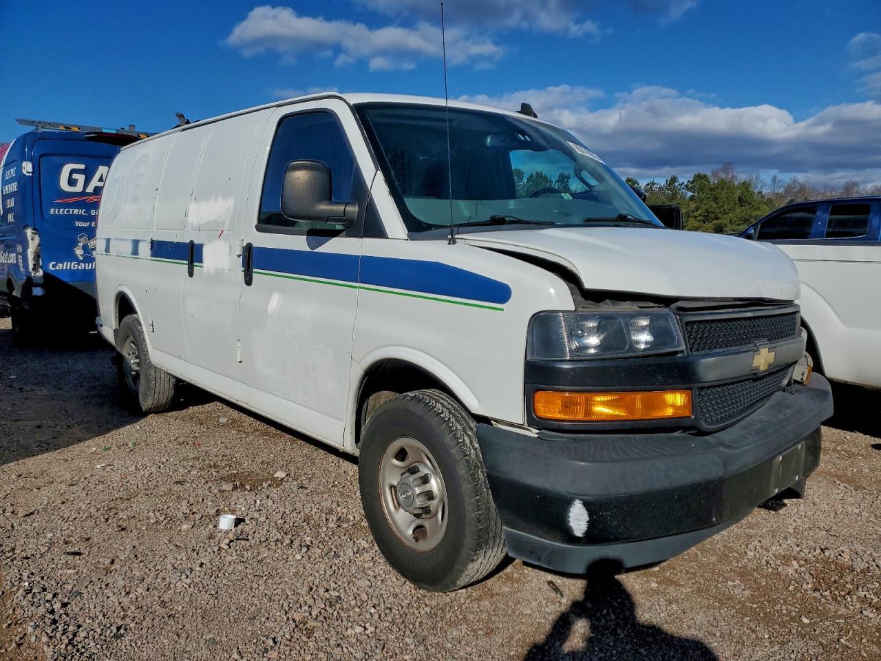 2020 Chevrolet Express G2500