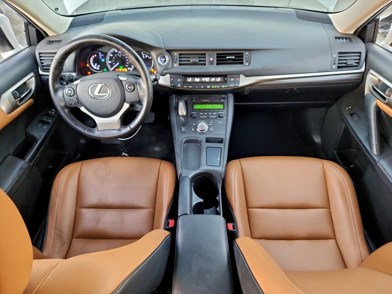2016 Lexus Ct 200h Base