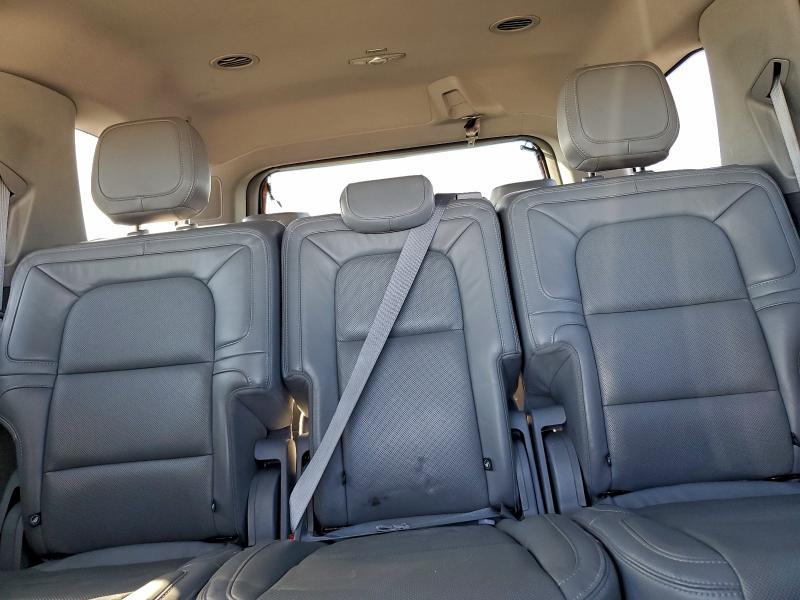 2021 Lincoln Townhouse Navigator Reserve