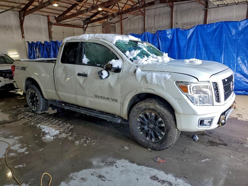2019 Nissan Titan sv