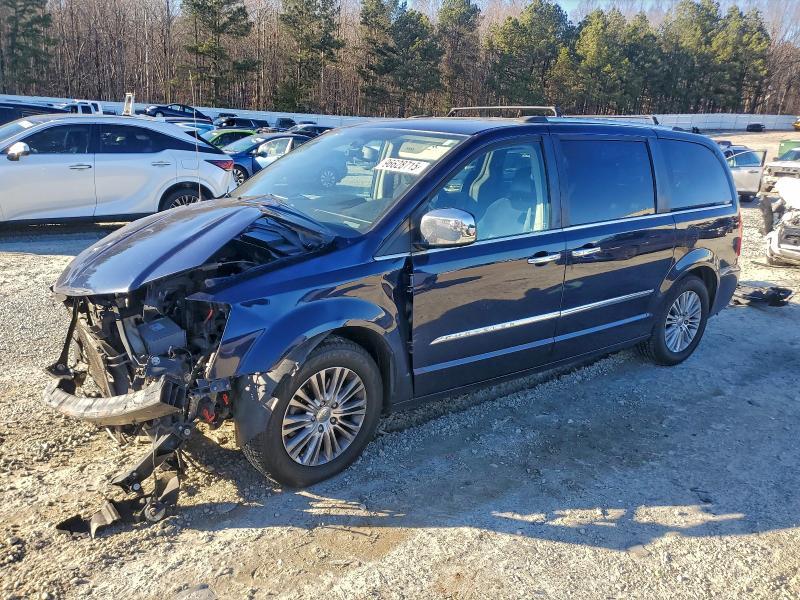 2013 Chrysler Town & Country Limited