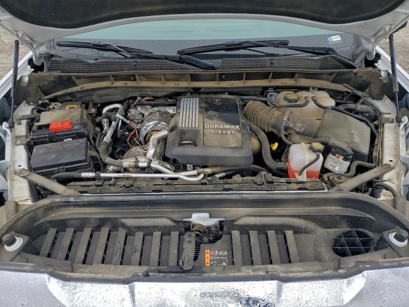 2025 GMC Sierra K1500 slt