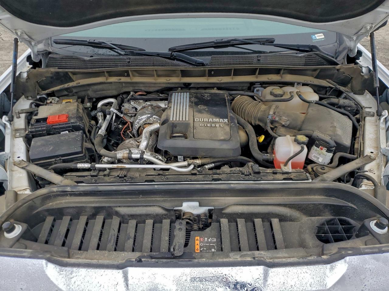 2025 GMC Sierra K1500 slt