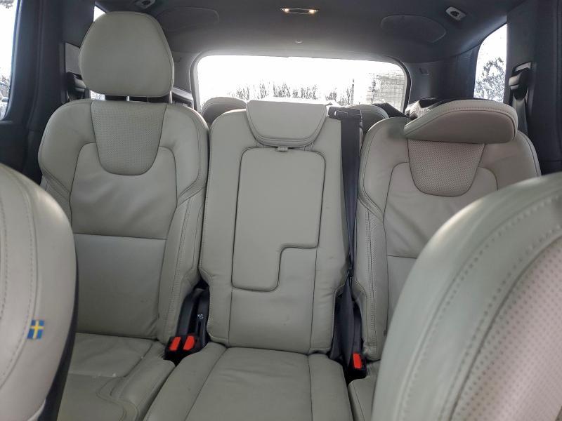 2022 Volvo Xc90 T8 Recharge R-design