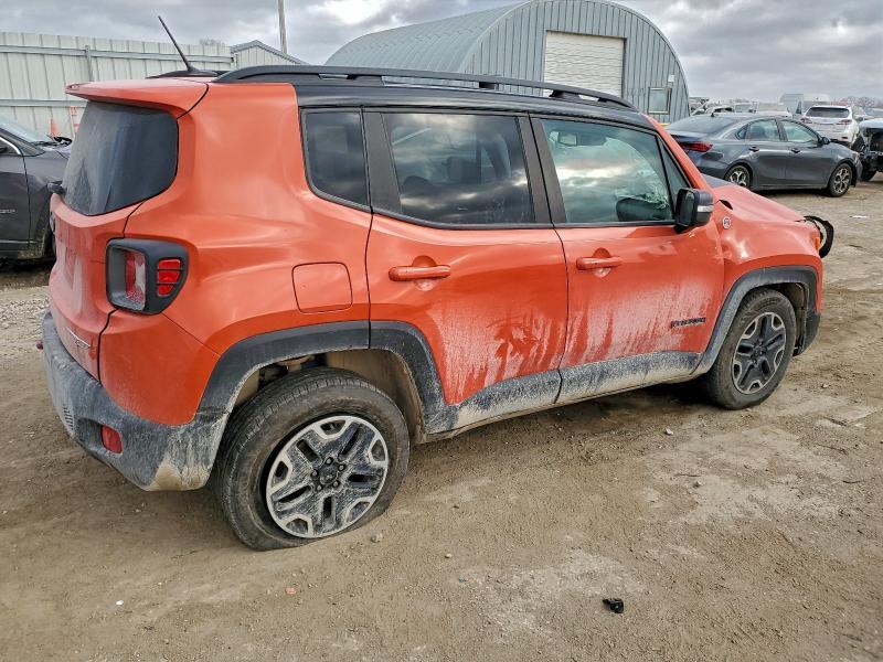 2016 Jeep Renegade Trailhawk