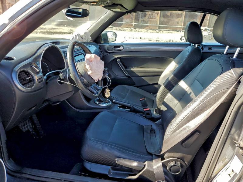 2013 Volkswagen Beetle