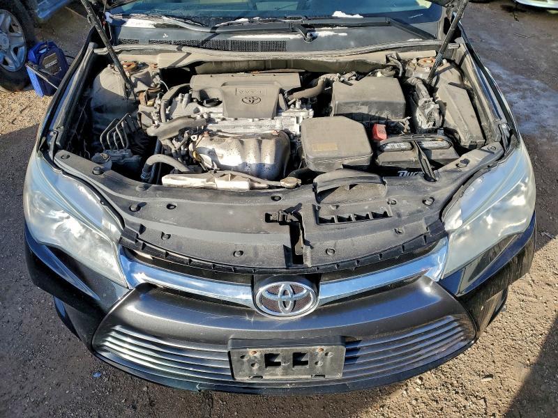 2015 Toyota Camry le