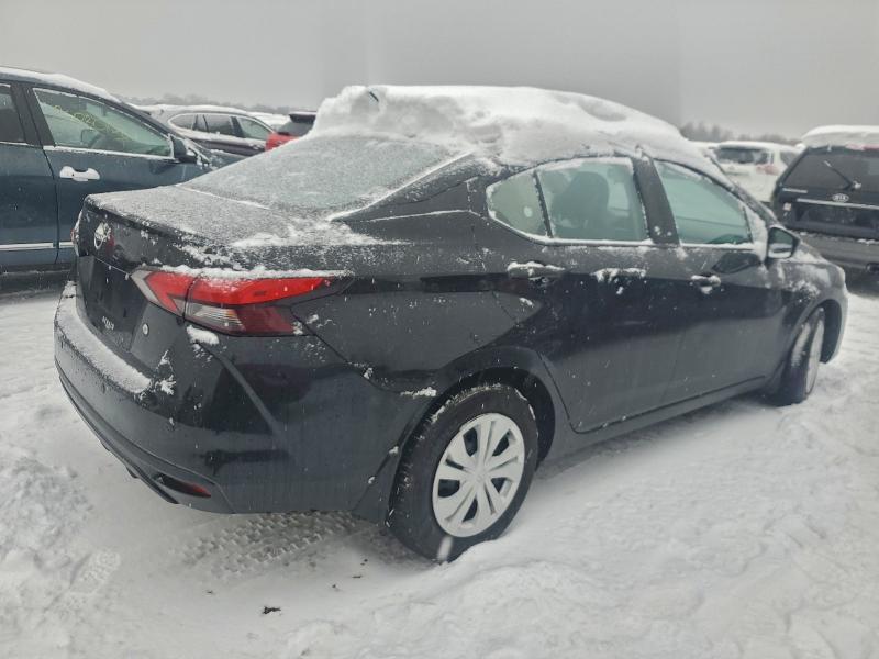 2025 Nissan Versa s