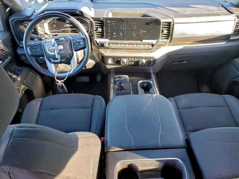 2024 GMC Sierra K1500 Elevation