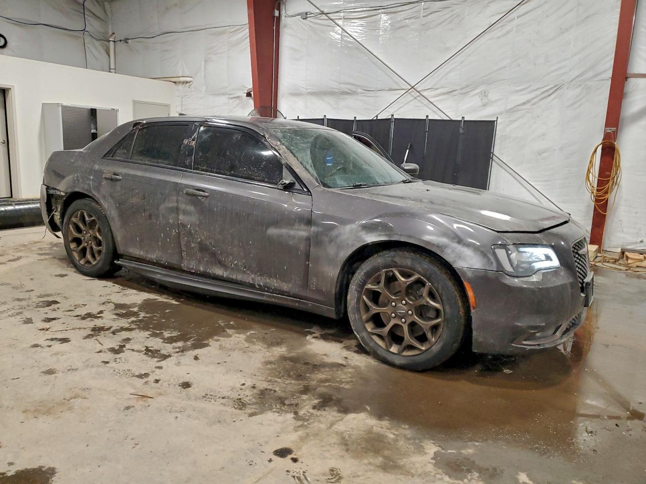 2017 Chrysler 300 s