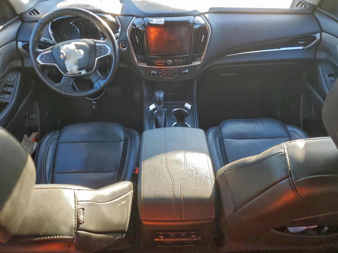 2021 Chevrolet Traverse lt