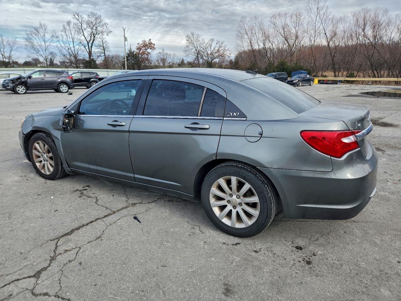 2013 Chrysler 200 Touring