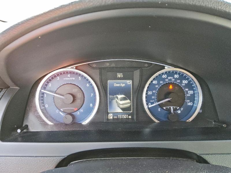 2016 Toyota Camry le
