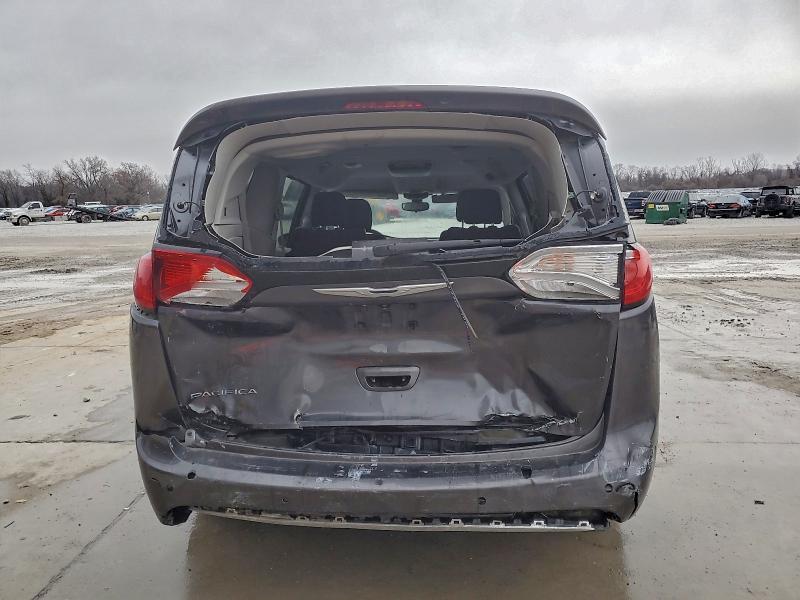 2018 Chrysler Pacifica Touring Plus