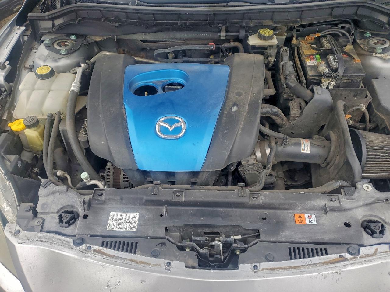 2013 Mazda 3 I