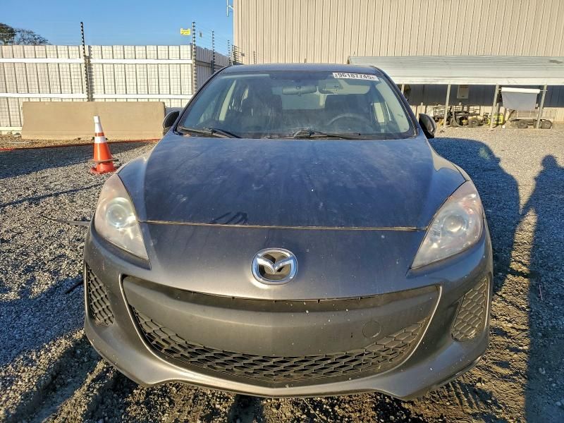 2013 Mazda 3 I