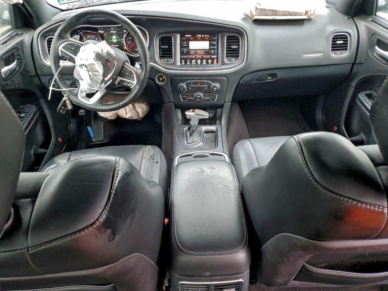 2016 Dodge Charger sxt