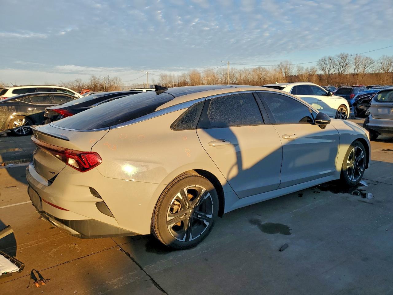 2022 KIA K5 gt Line