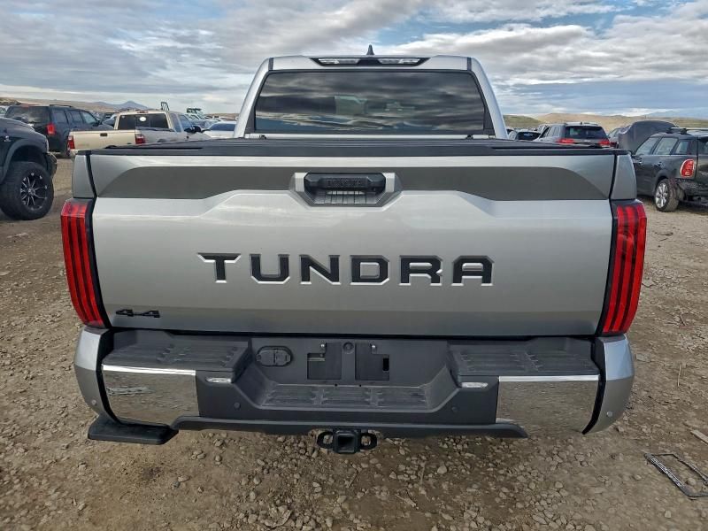 2025 Toyota Tundra Crewmax sr