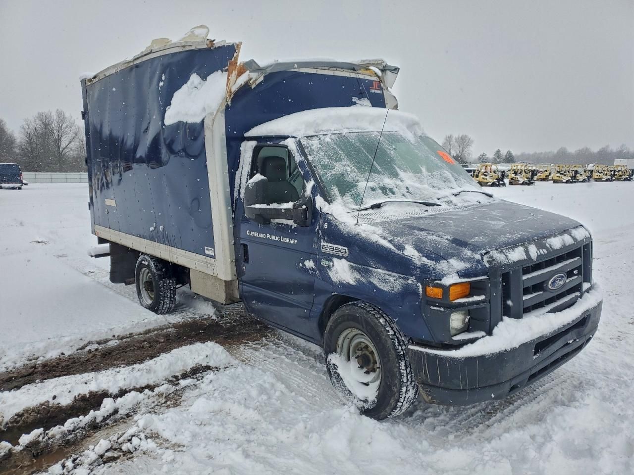 2015 Ford Econoline E350 Super Duty Cutaway Van