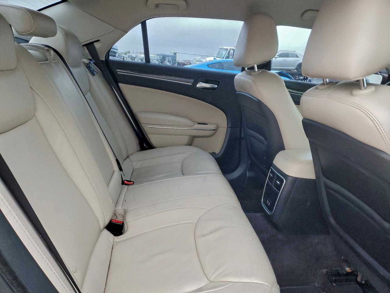 2018 Chrysler 300 Touring