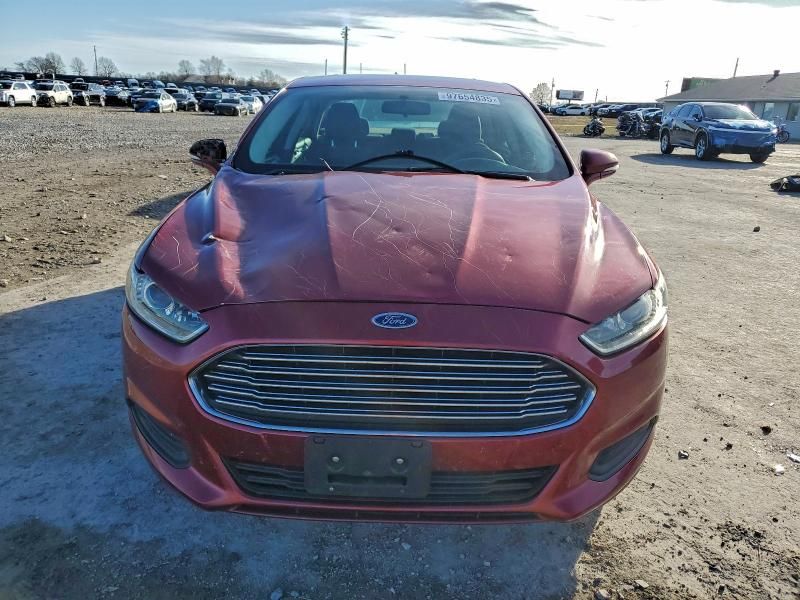 2014 Ford Fusion se