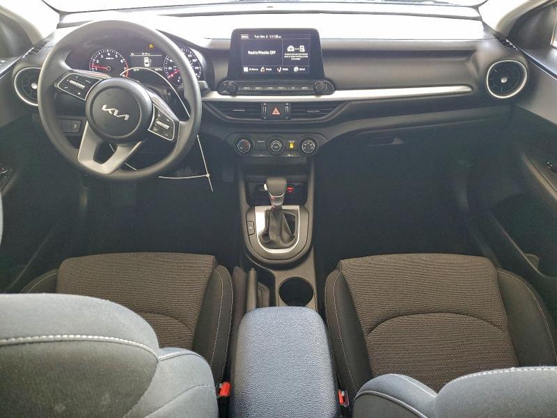 2024 KIA Forte lx